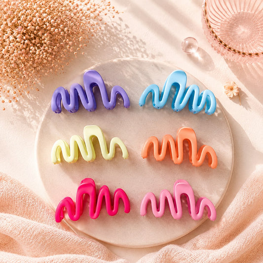 Squiggle Wave Hair Claw Clip