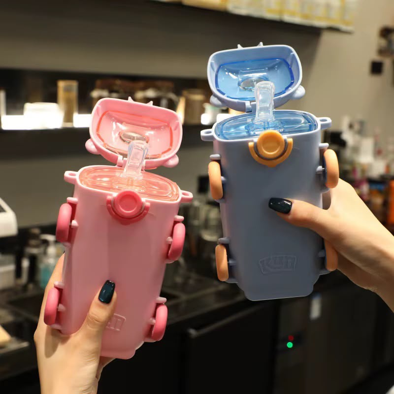 Kawaii Bus Sipper Bottle with Crossbody Strap