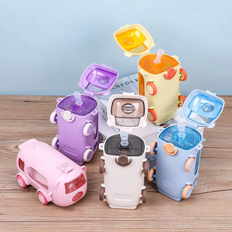 Kawaii Bus Sipper Bottle with Crossbody Strap
